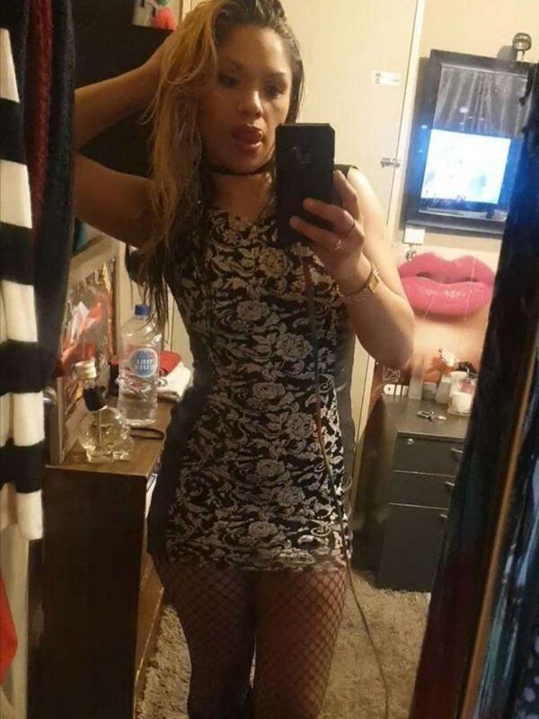 Dating for the sex Hamilton — Nevaeh, 28 age